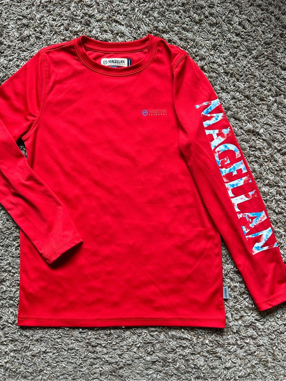 NWOT Boy’s Magellan Outdoors Fish Gear Long Sleeved Tee; Red; Size M (10/12)
